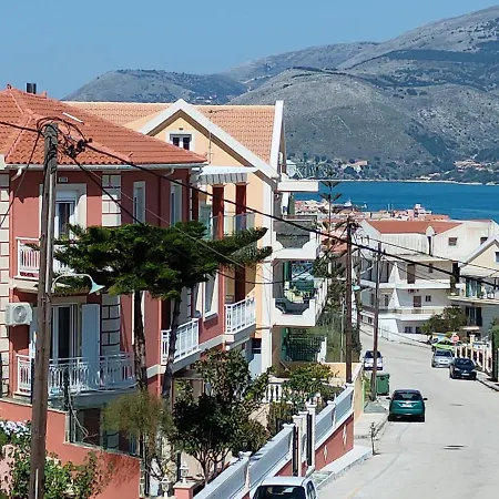 Blue Lagoon Luxury A3 * 阿尔戈斯托利翁